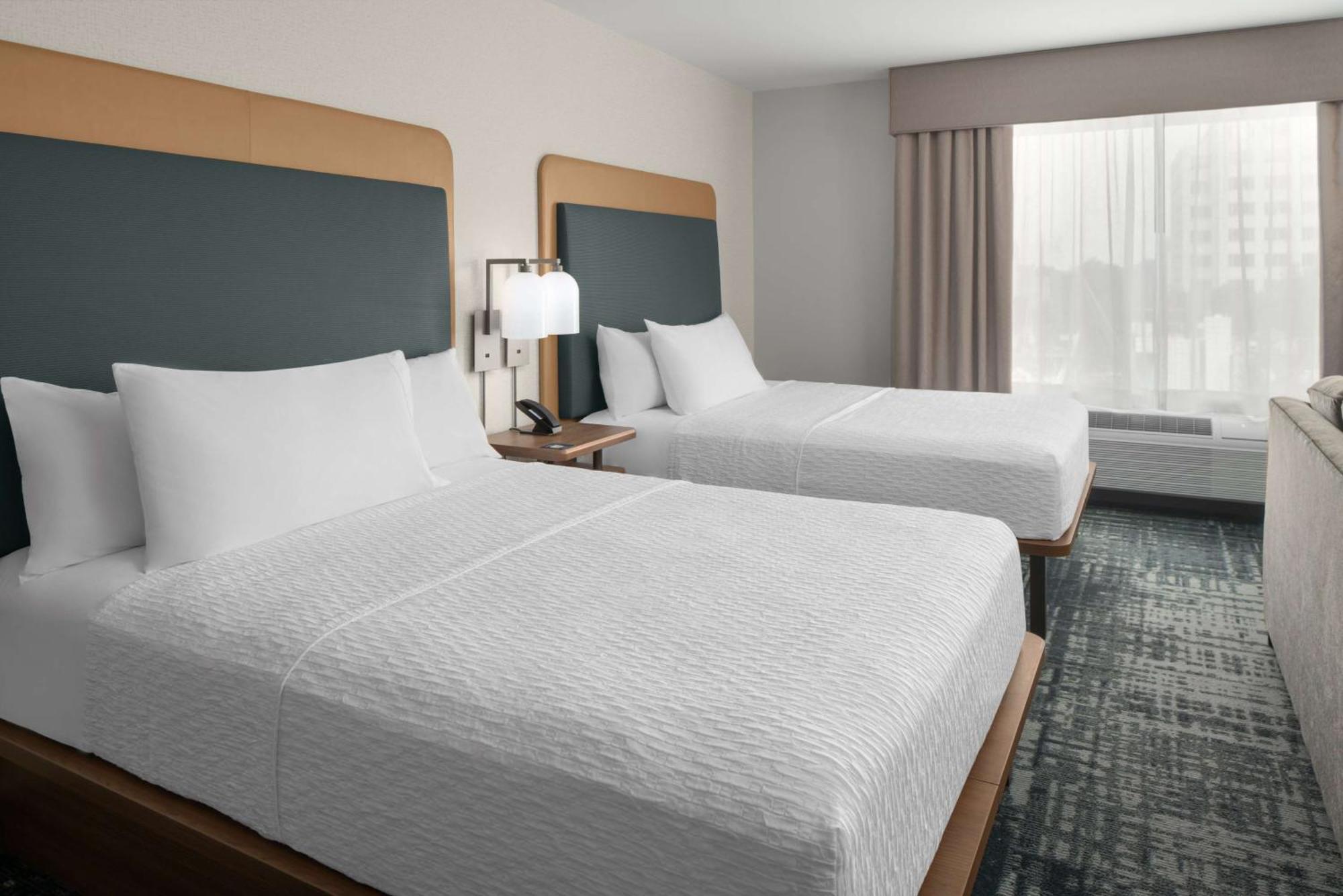 Homewood Suites By Hilton Charlotte Uptown First Ward 외부 사진